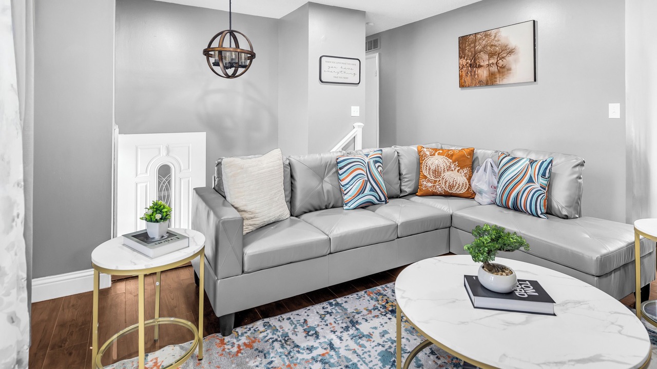 Photo of Livingroom in Decatur