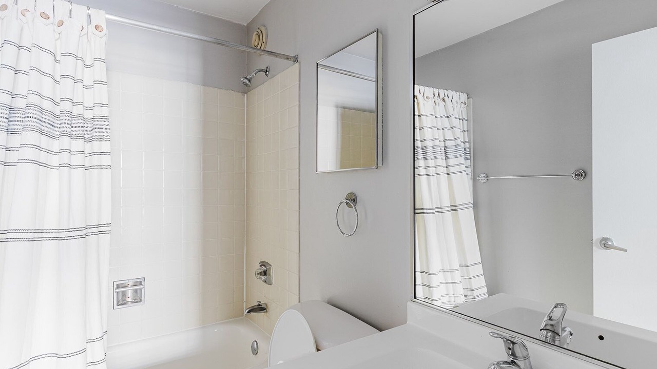 Photo of Bathroom in South Loop