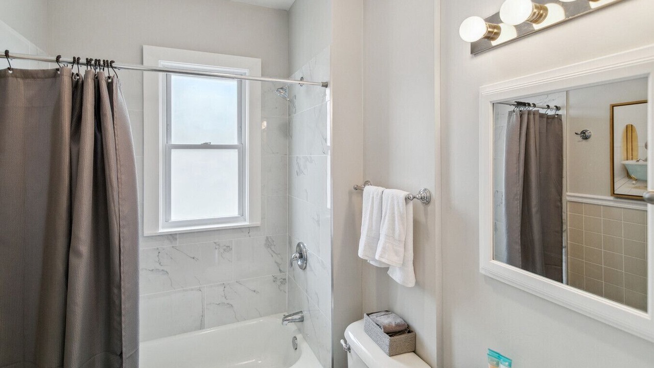 Photo of Bathroom in Waukegan