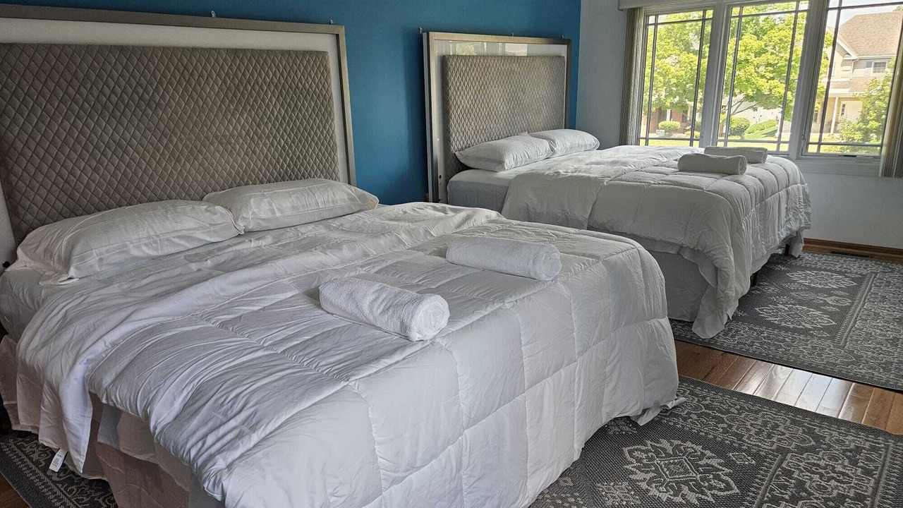 Photo of Bedroom in Elmhurst