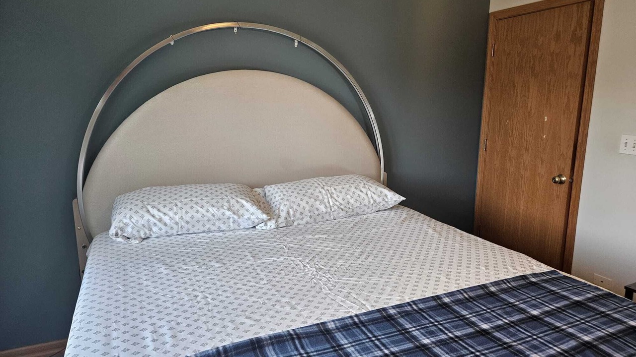Photo of Bedroom in Elmhurst