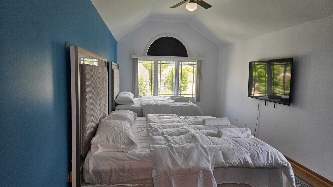 Photo of Bedroom in Elmhurst