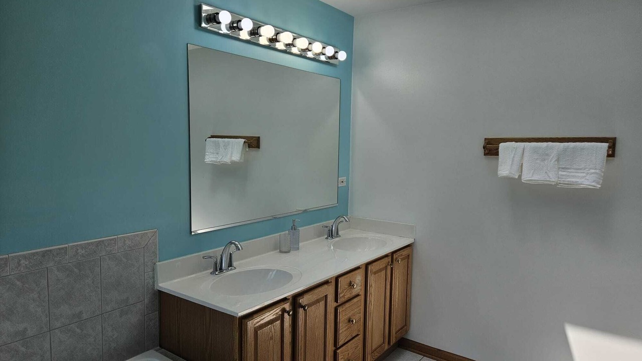 Photo of Bathroom in Elmhurst
