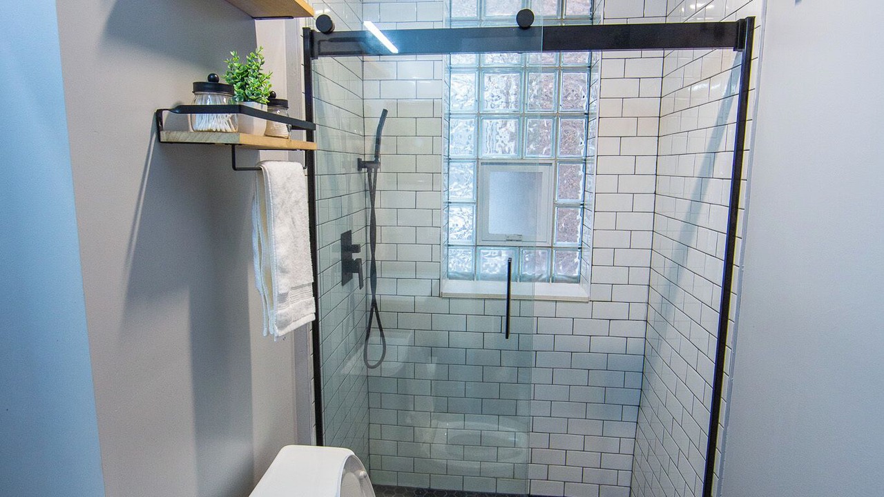 Photo of Bathroom in Rogers Park