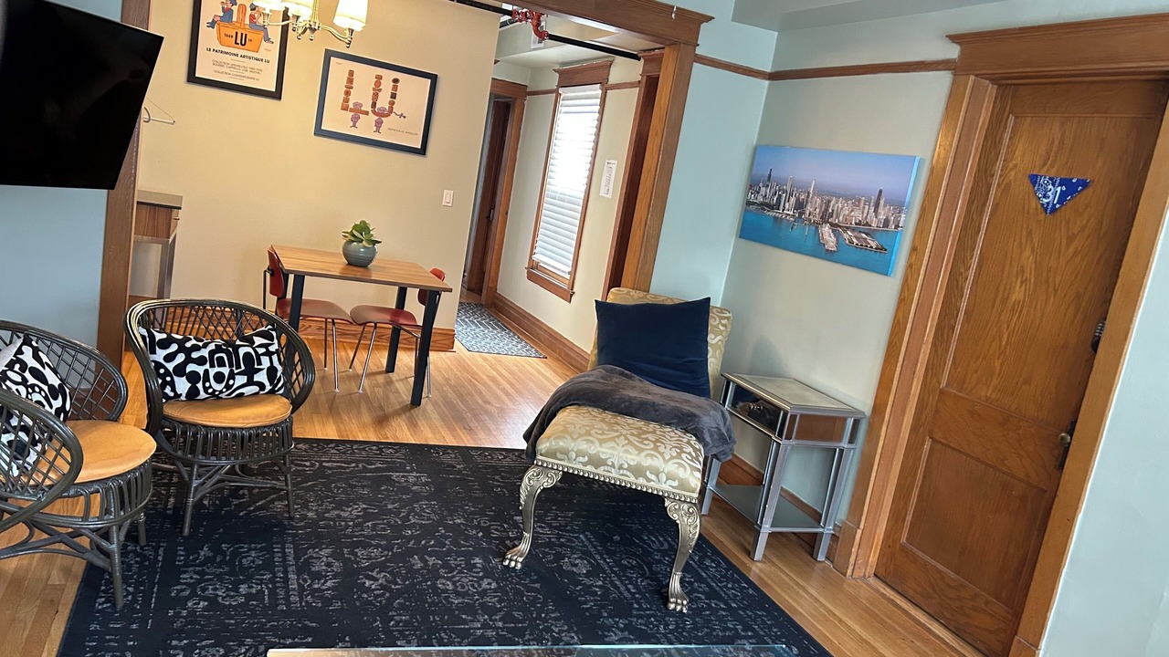 Photo of Livingroom in Boystown