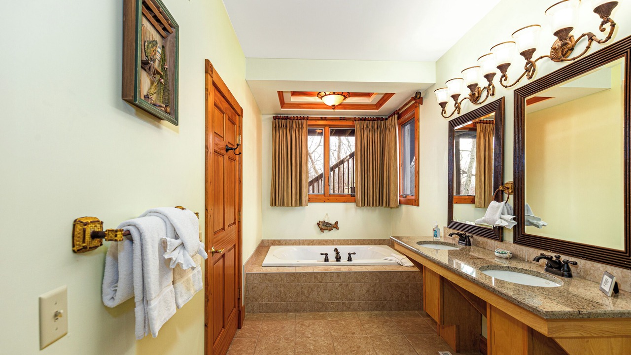 Photo of Bathroom in Galena