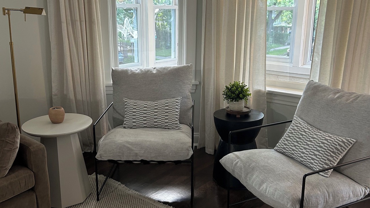 Photo of Livingroom in Rogers Park