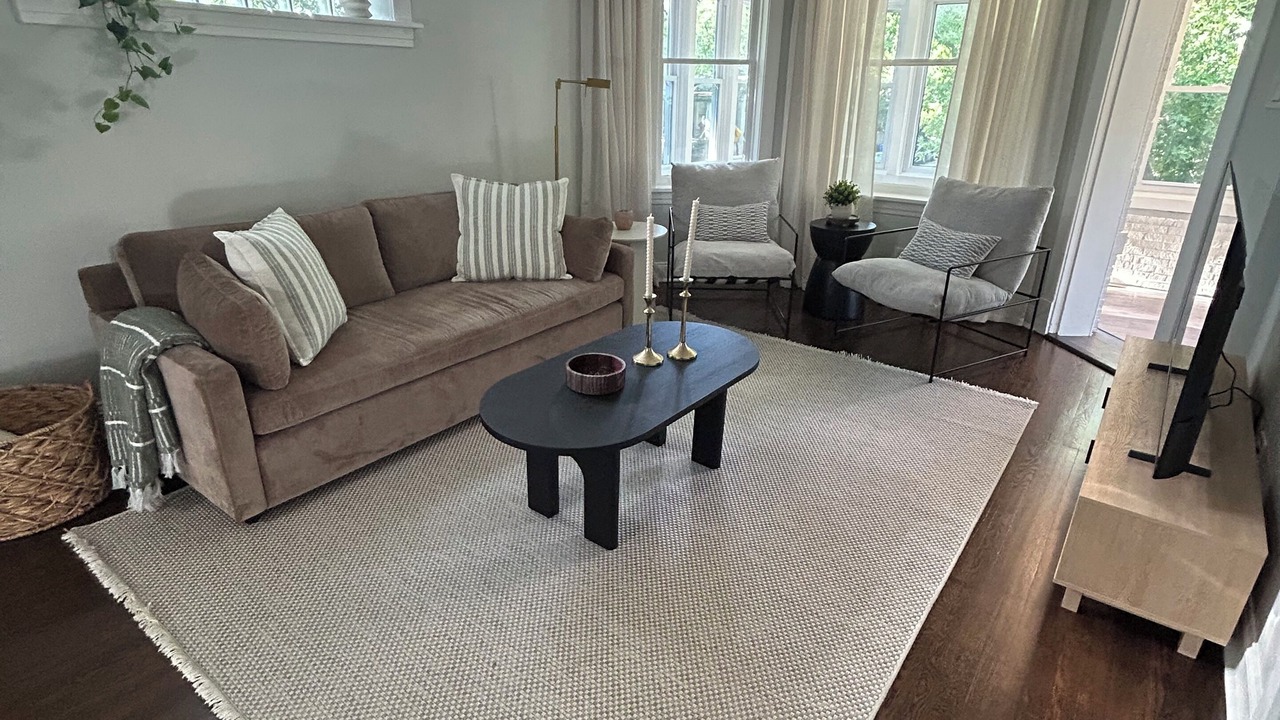Photo of Livingroom in Rogers Park