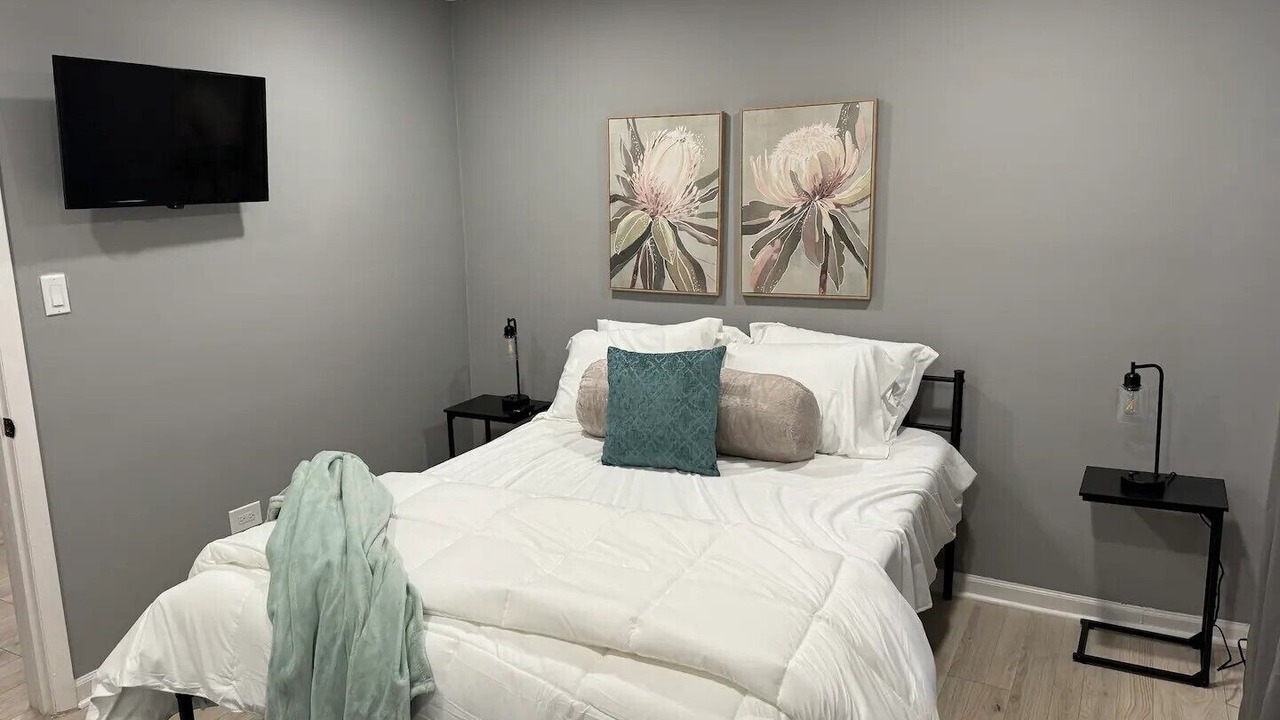 Photo of Bedroom in Franklin Park