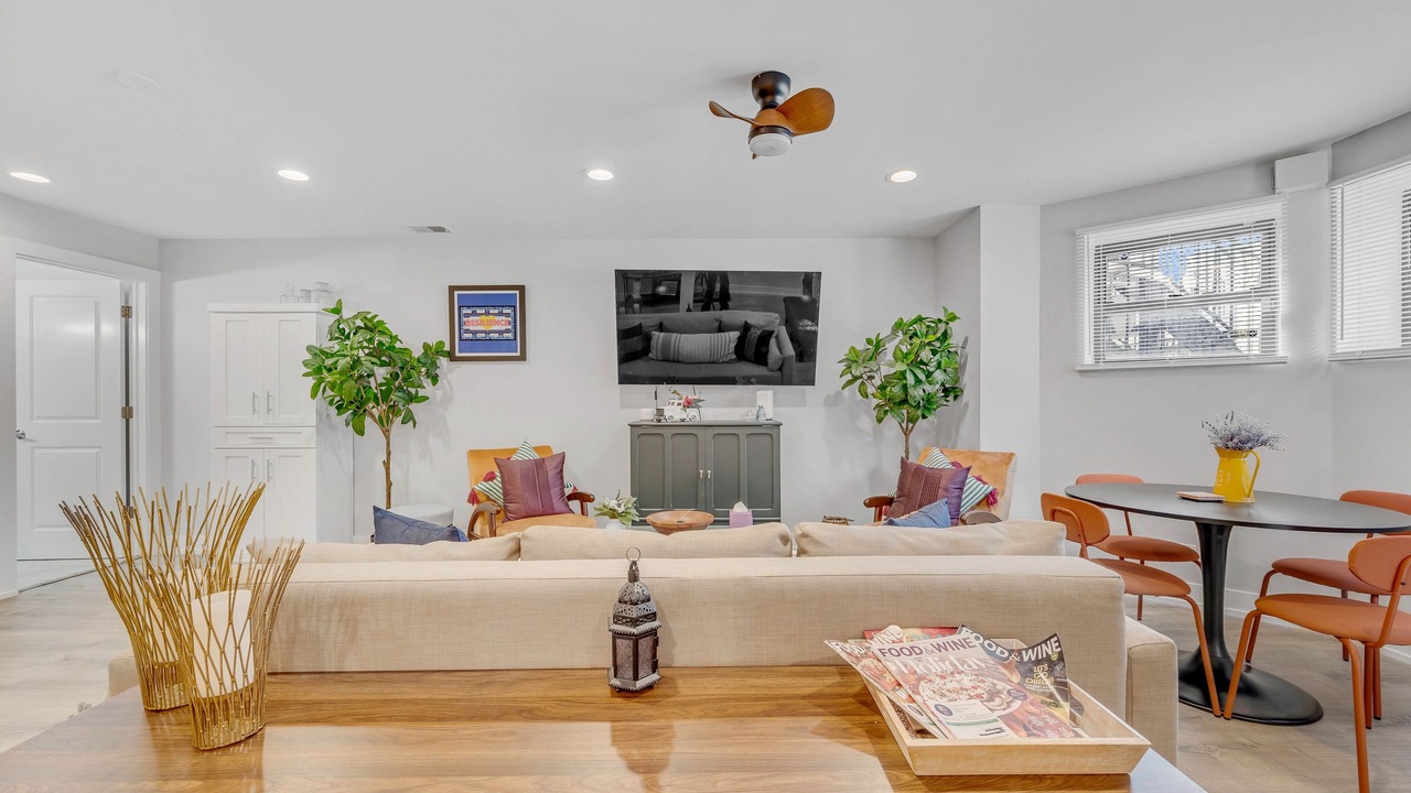 Photo of Bedroom in Near West Side