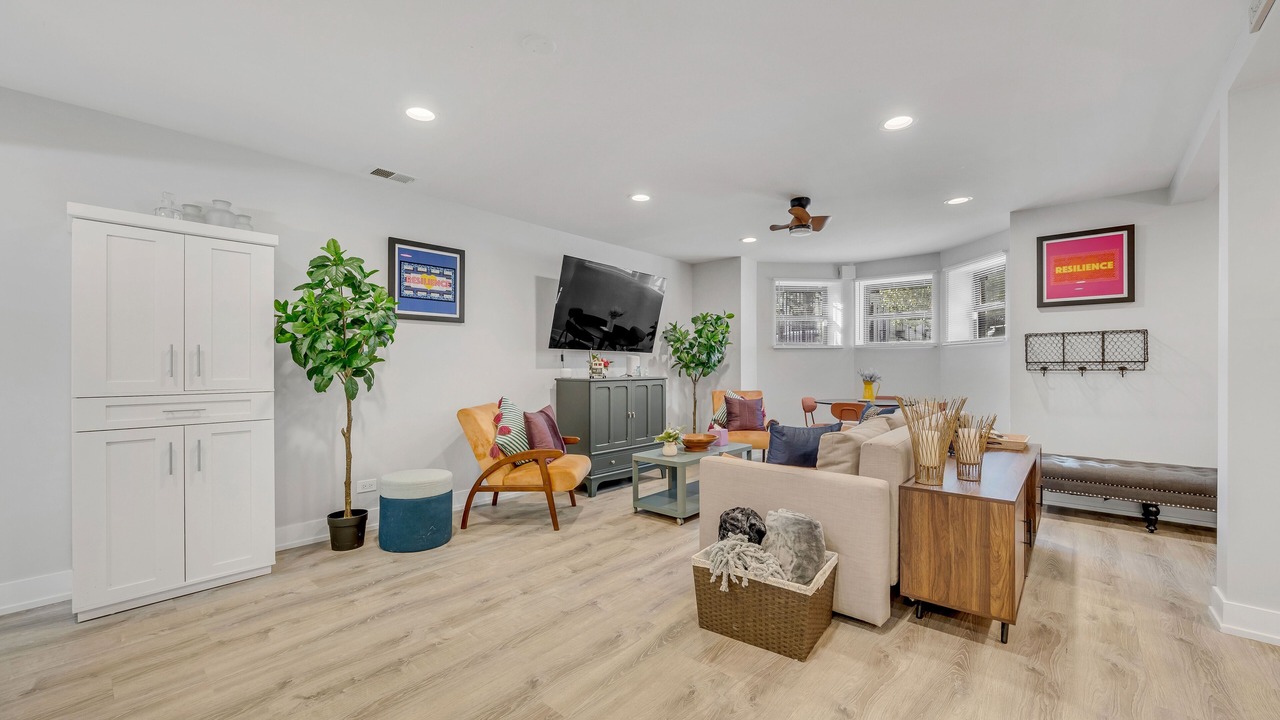 Photo of Bedroom in Near West Side