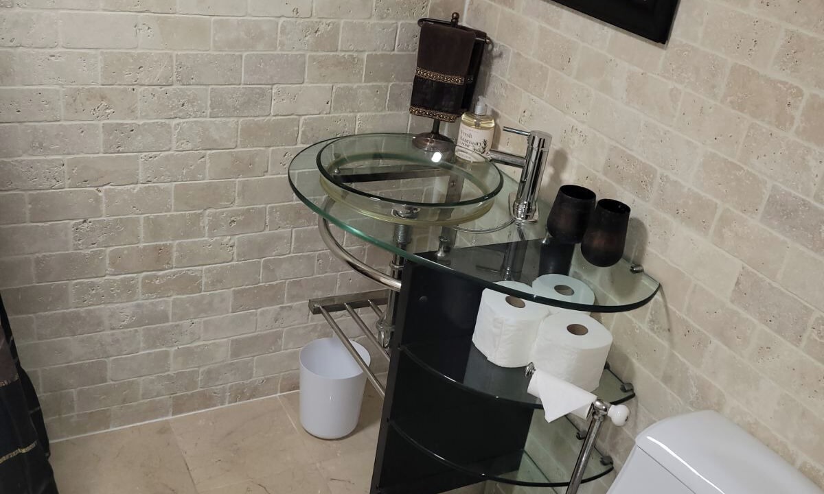Photo of Bathroom in Dunning