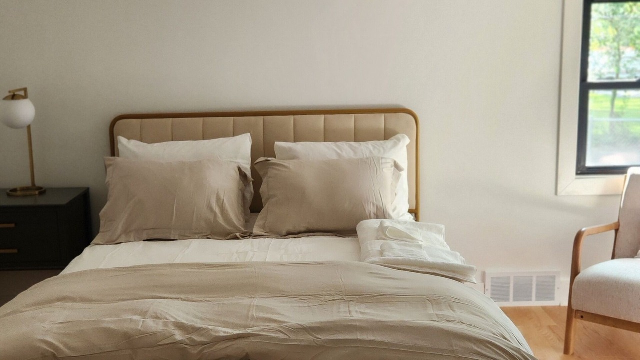 Photo of Bedroom in Homewood