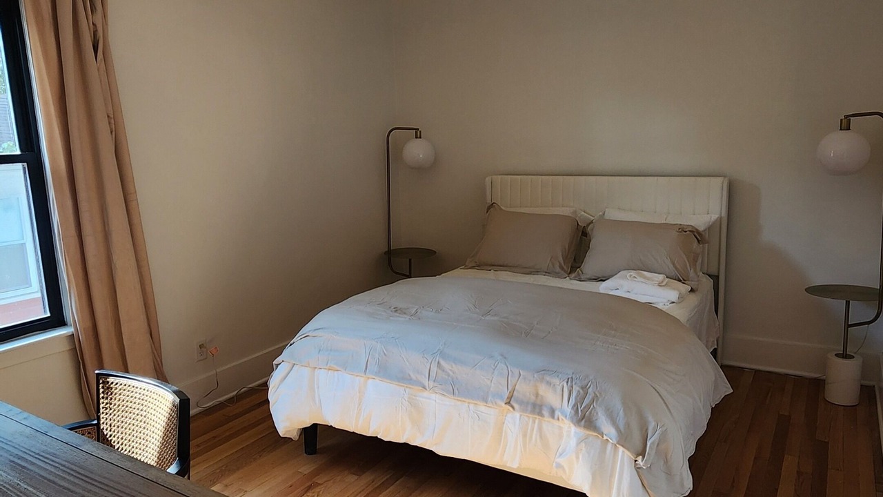 Photo of Bedroom in Homewood