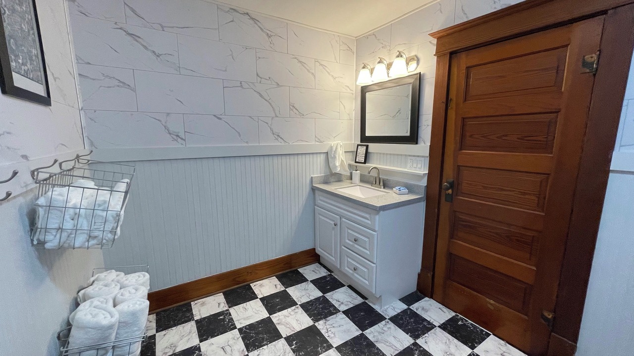 Photo of Bathroom in Galt