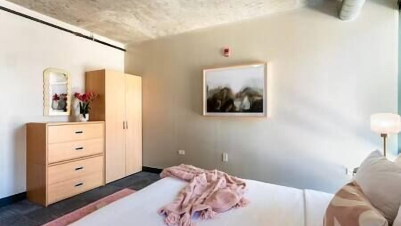Photo of Bedroom in The Loop