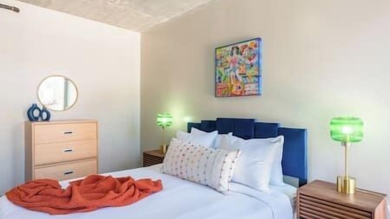 Photo of Bedroom in The Loop