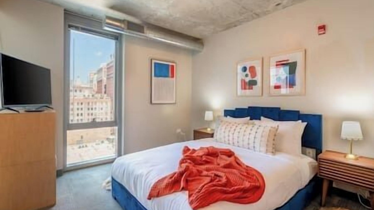 Photo of Bedroom in The Loop