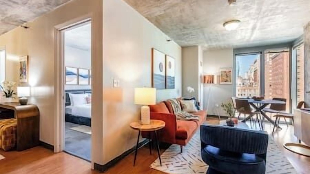 Photo of Livingroom in The Loop