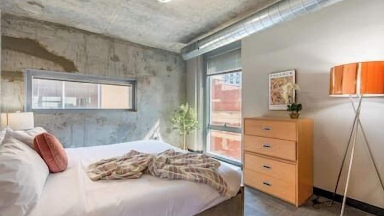 Photo of Bedroom in The Loop