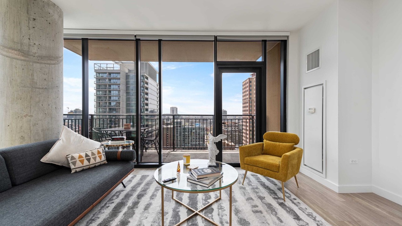 Photo of Livingroom in Rush and Division