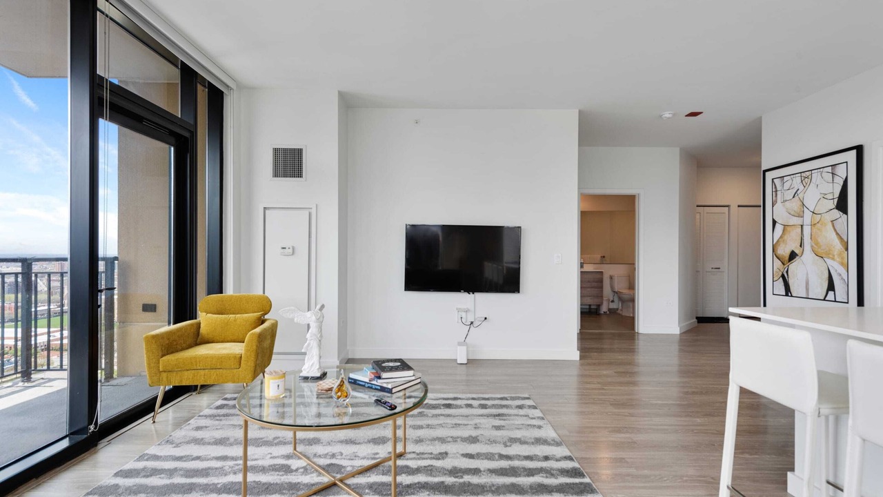 Photo of Livingroom in Rush and Division