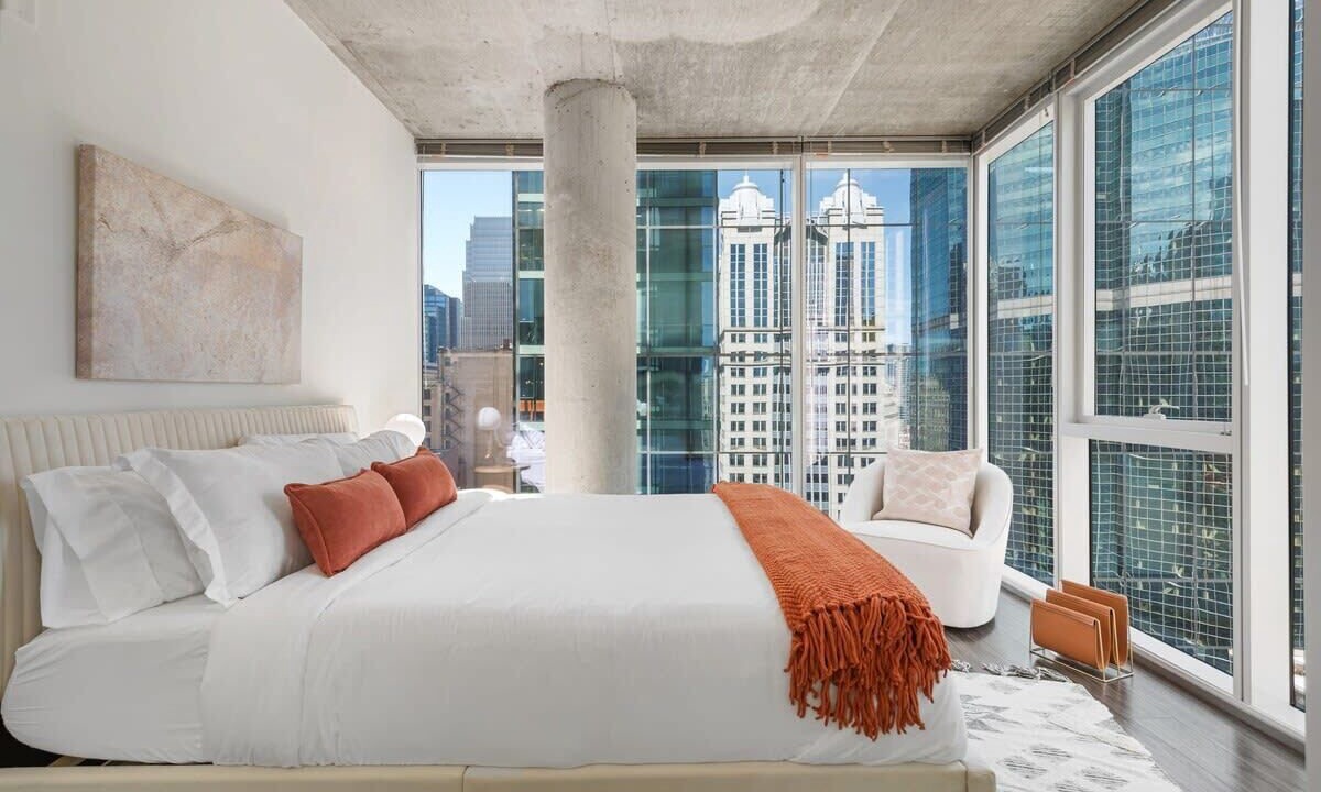 Photo of Bedroom in Downtown Chicago