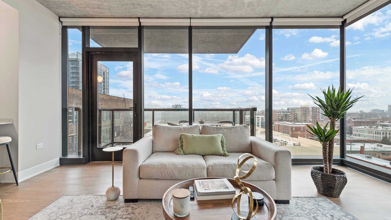Photo of Livingroom in West Loop