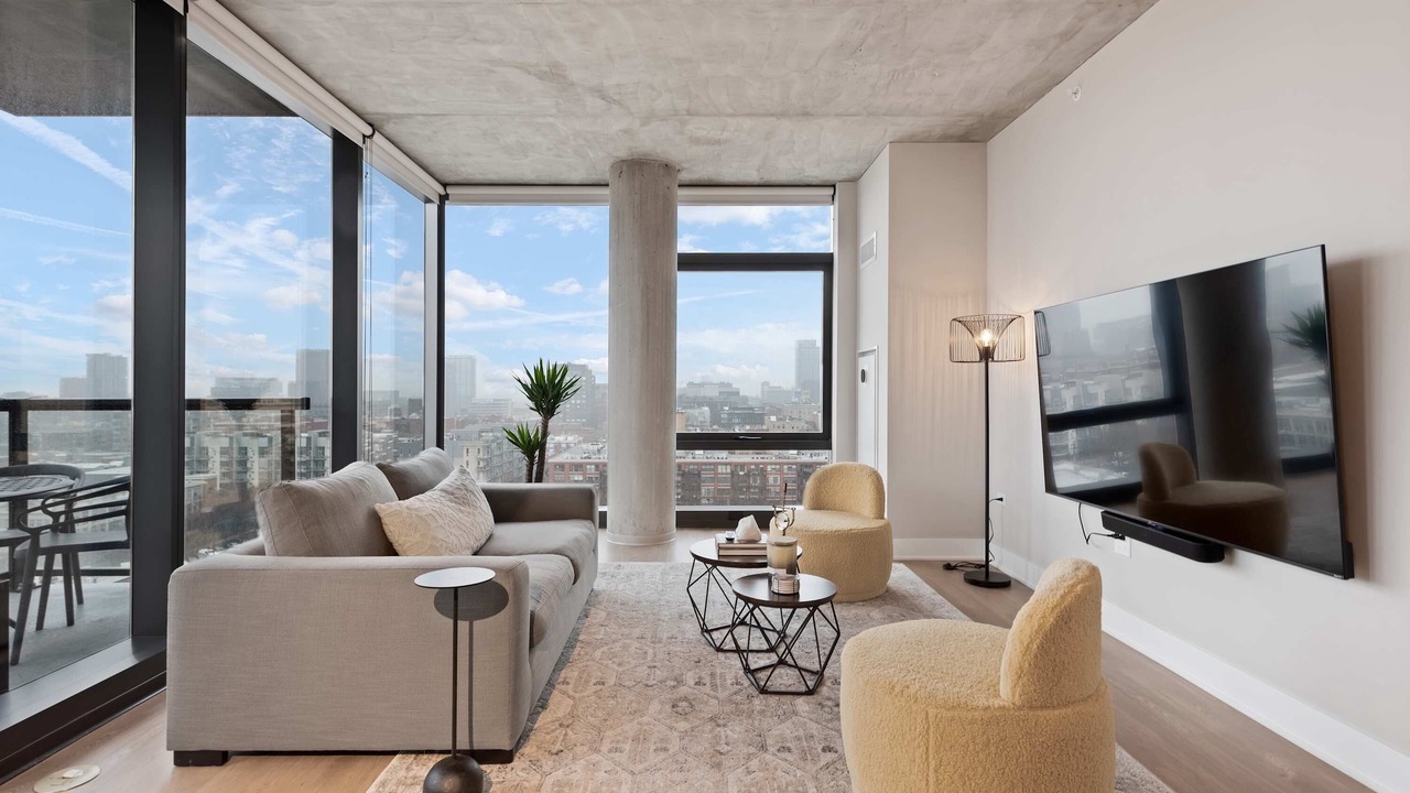 Photo of Livingroom in West Loop