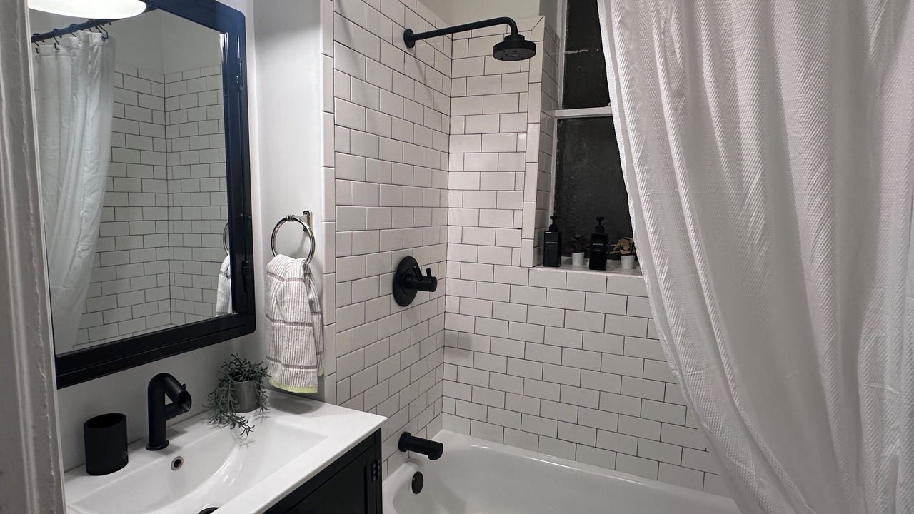 Photo of Bathroom in Bucktown
