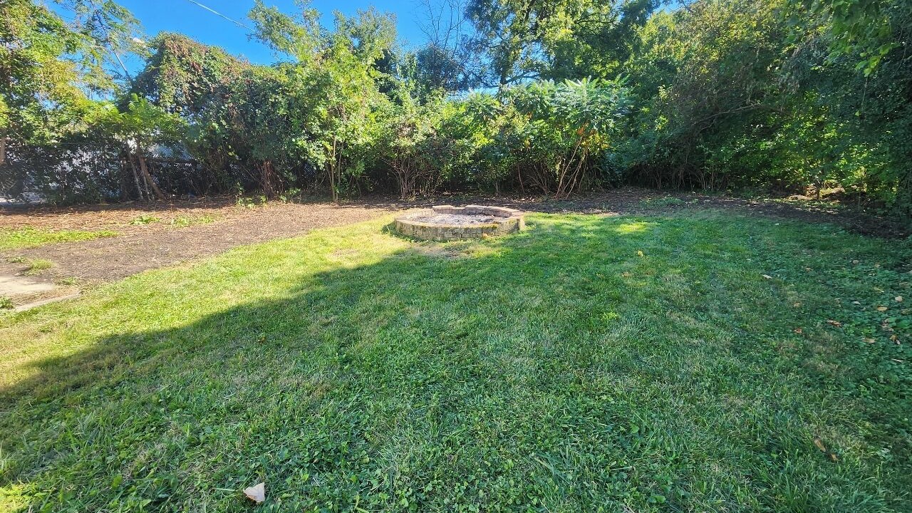 Photo of Outdoor in Crestwood