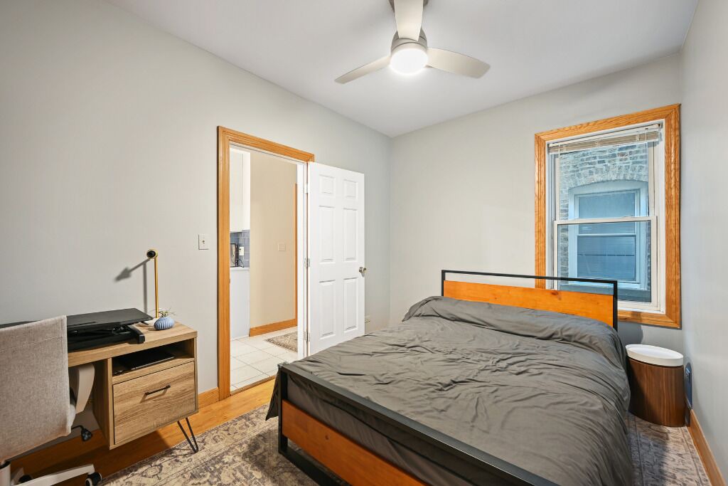 Photo of Bedroom in Lakeview