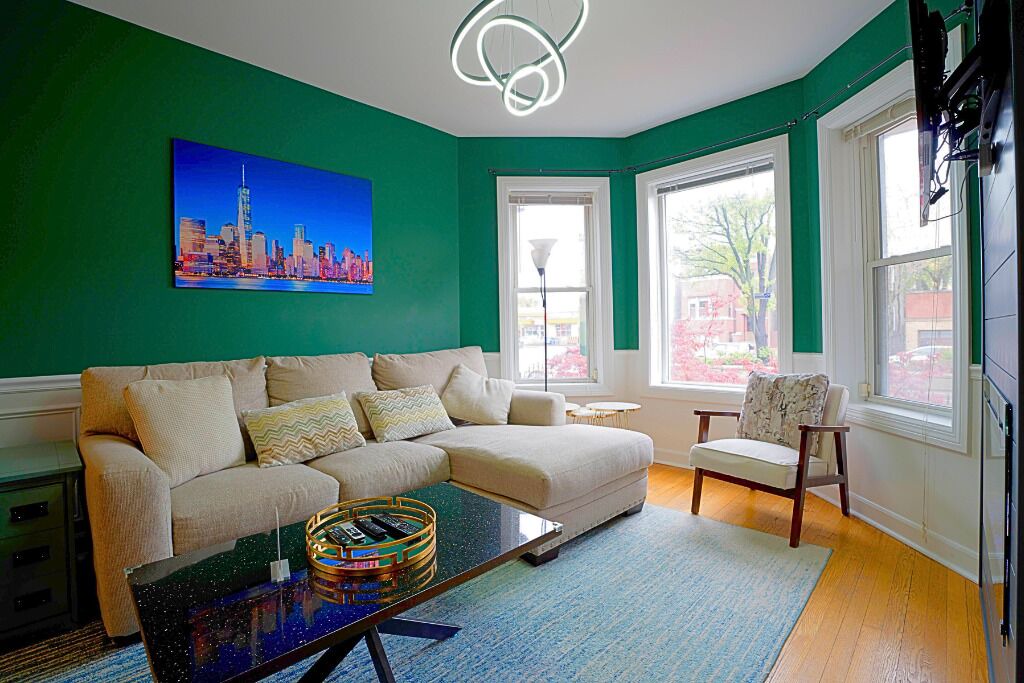 Photo of Livingroom in Lakeview