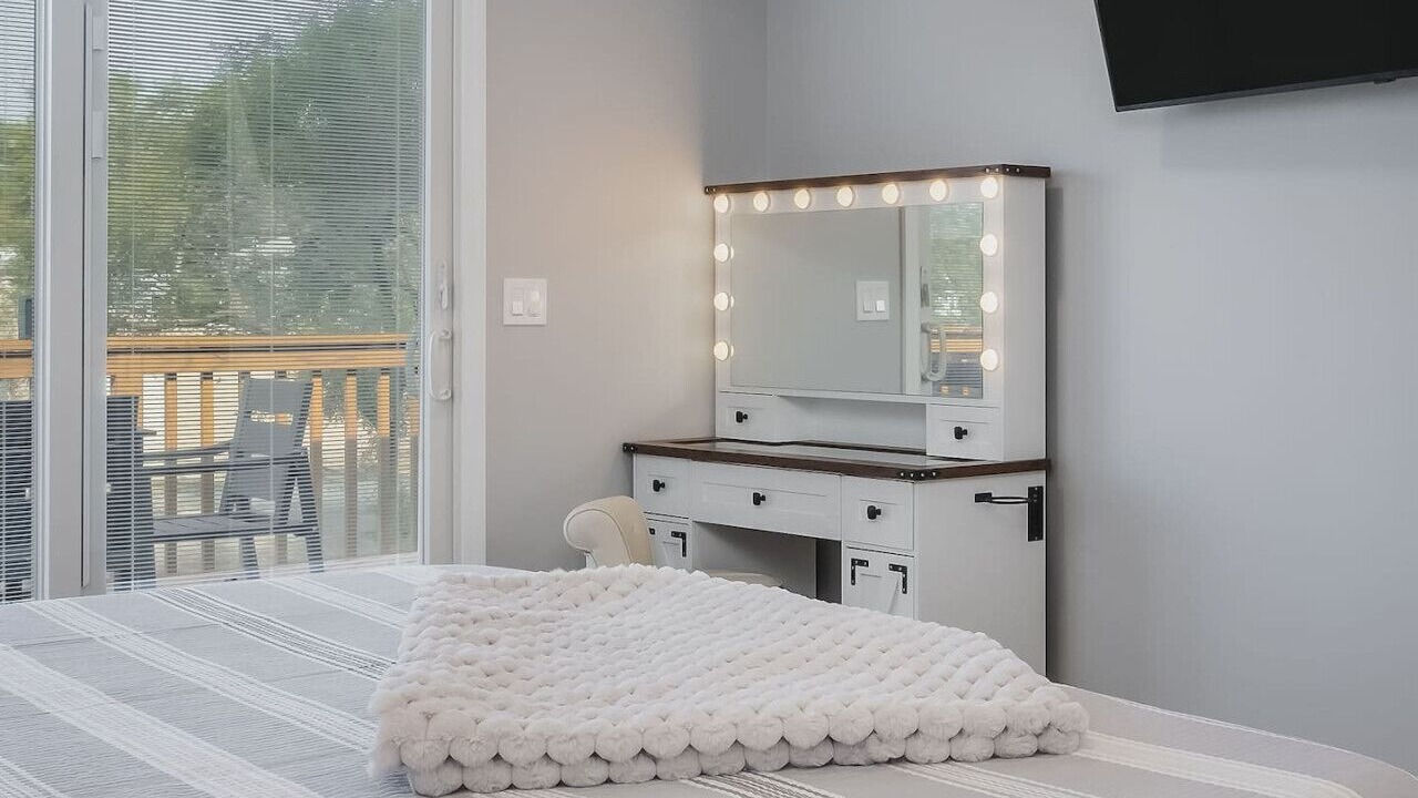 Photo of Bedroom in Fox Lake