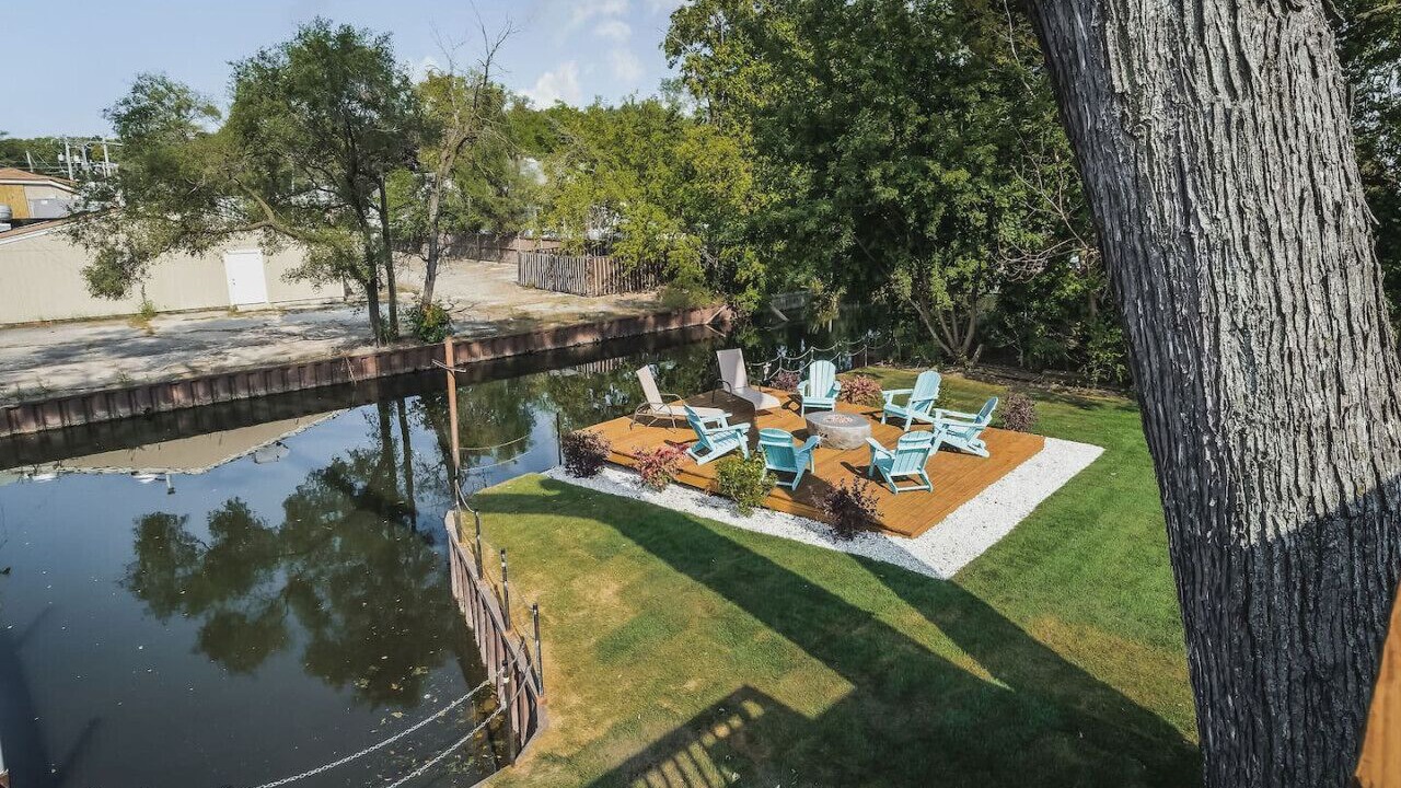 Photo of Outdoor in Fox Lake