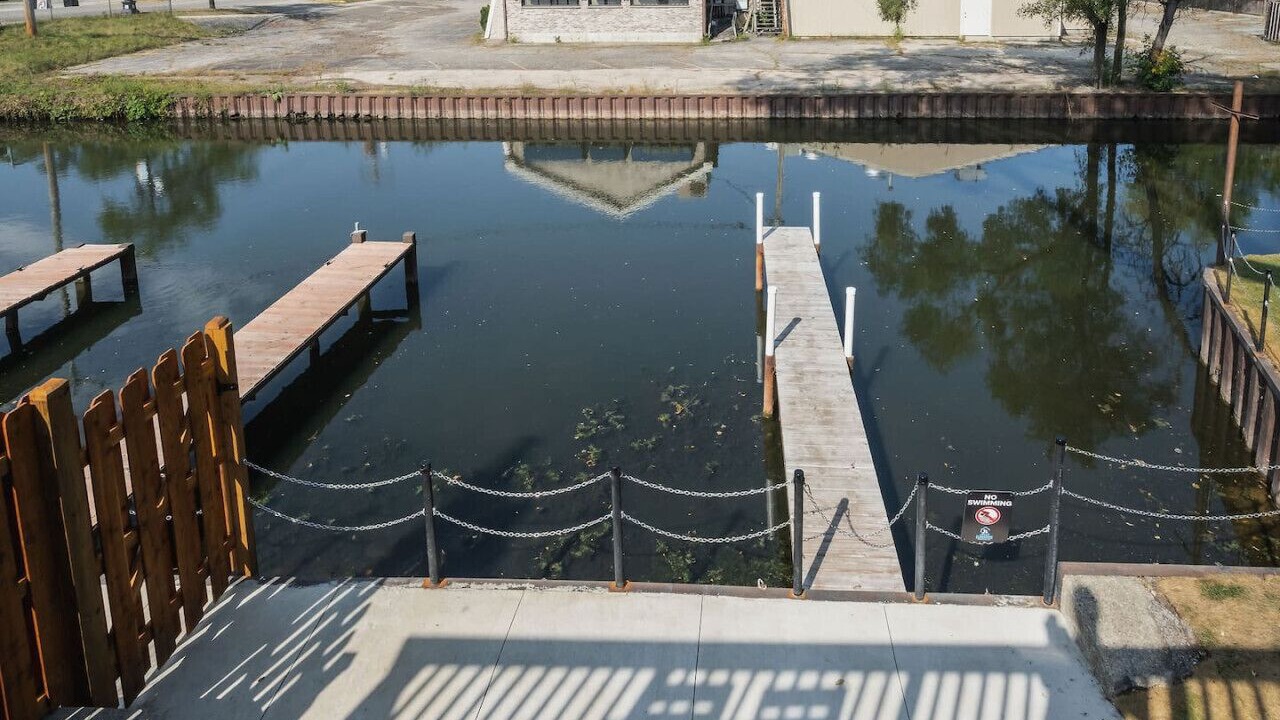 Photo of Others in Fox Lake