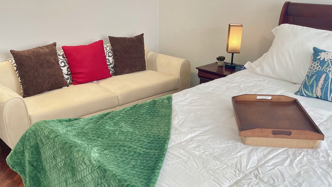 Photo of Bedroom in Elmhurst