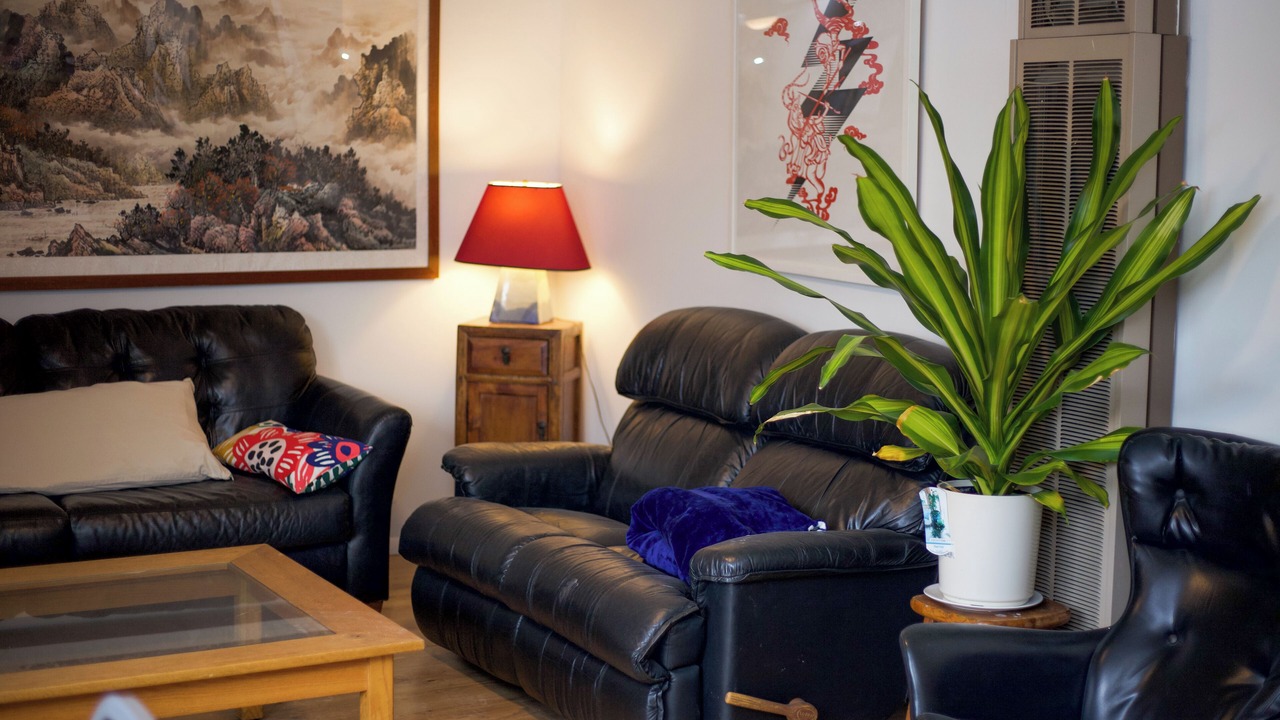 Photo of Livingroom in Champaign