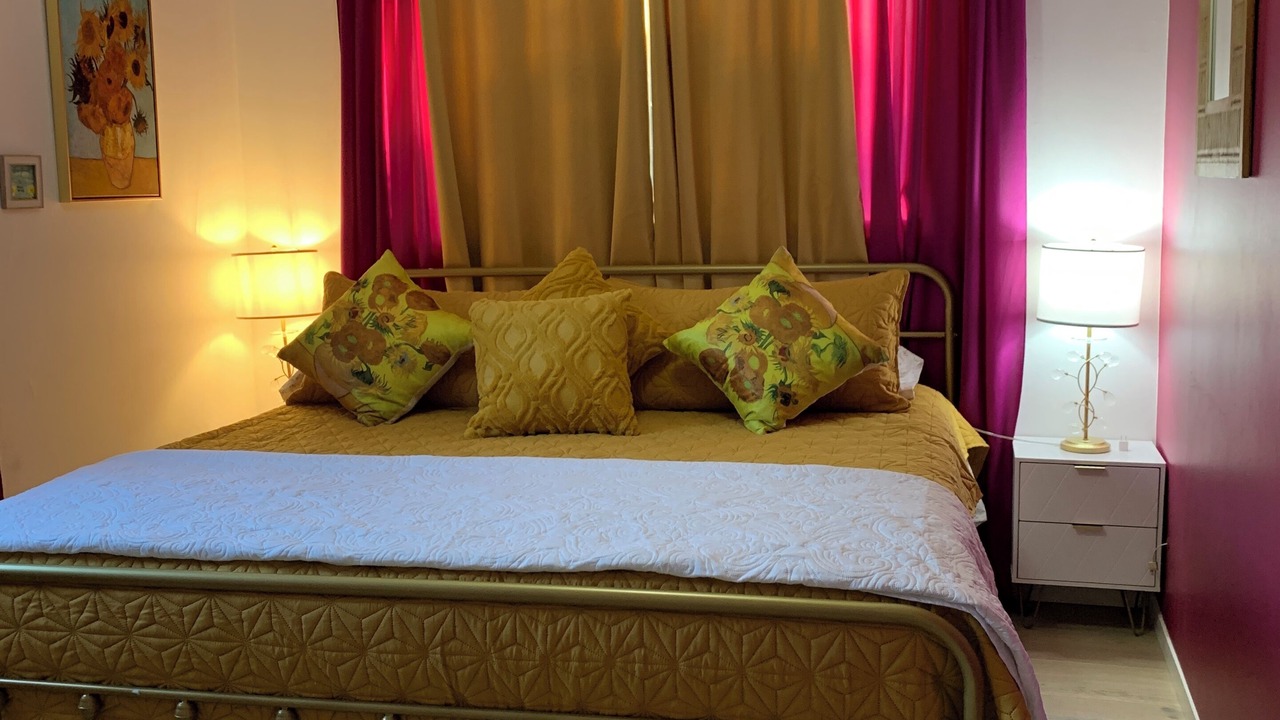 Photo of Bedroom in Wood Dale