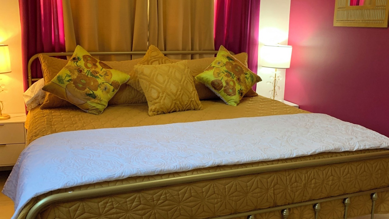 Photo of Bedroom in Wood Dale