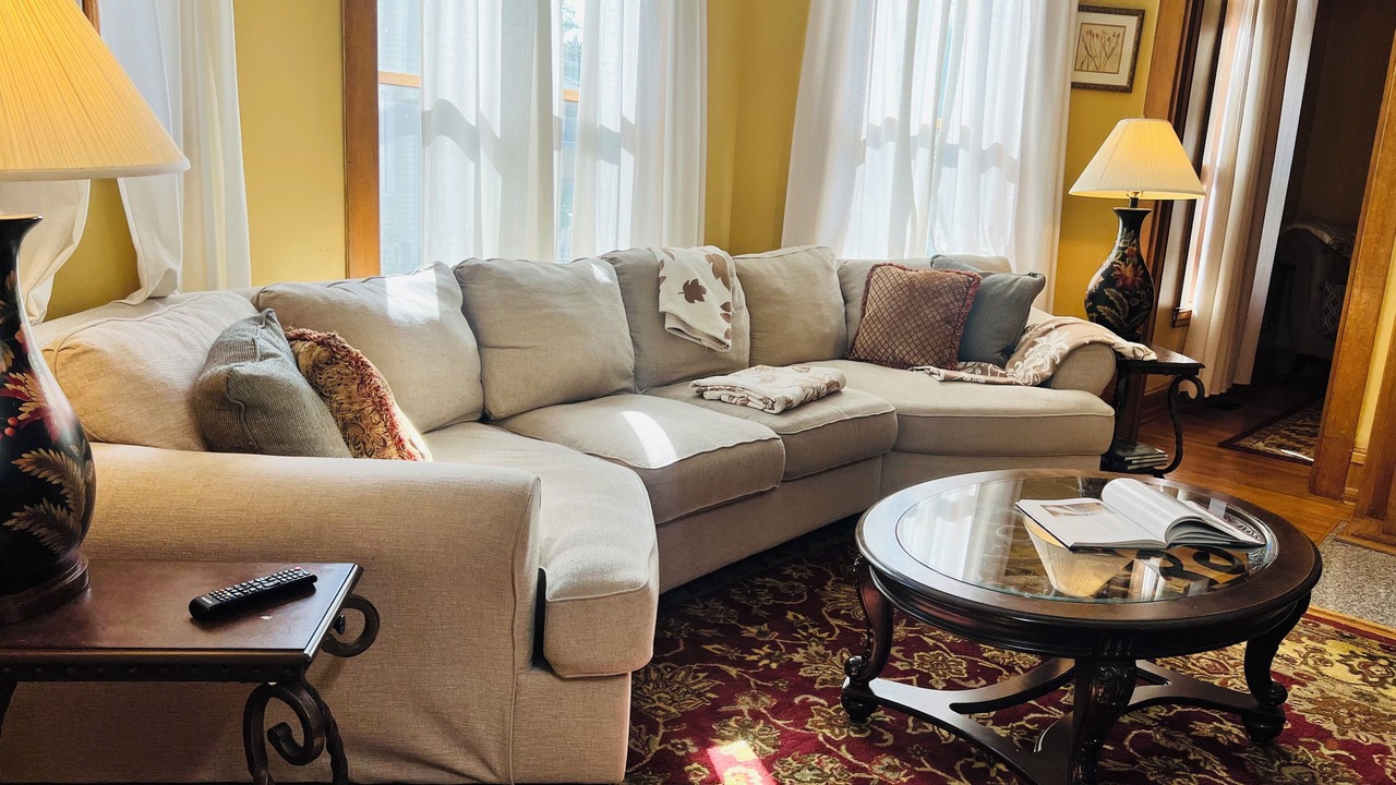 Photo of Livingroom in Oak Park