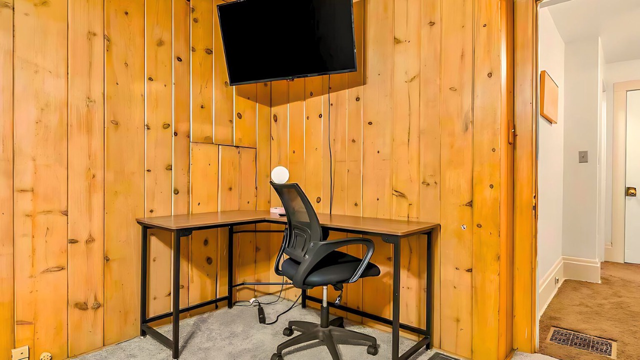 Photo of Bedroom in Springfield
