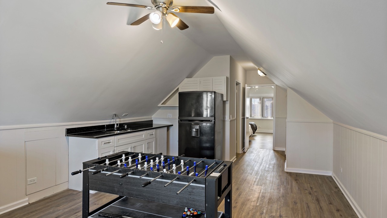 Photo of Bedroom in Garfield Ridge