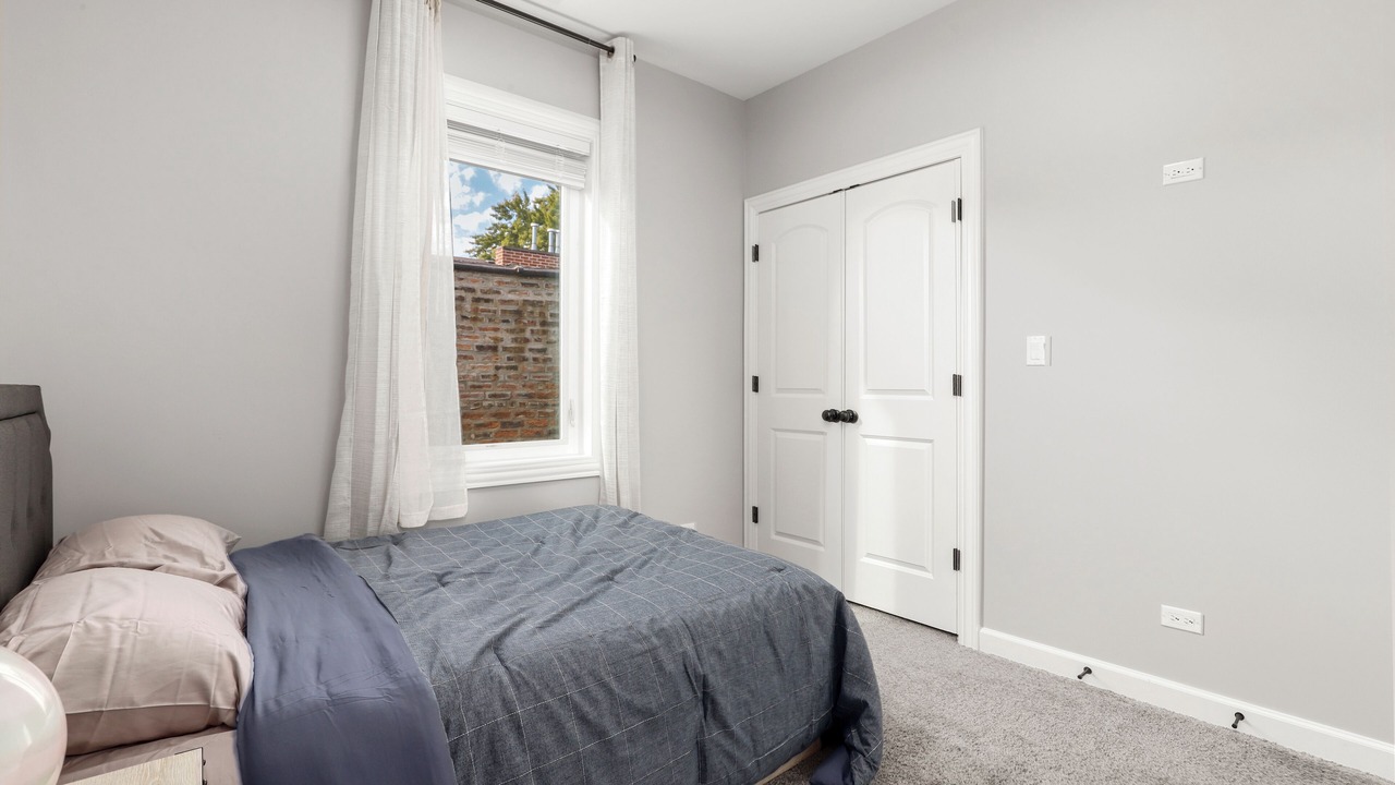 Photo of Bedroom in Grand Boulevard