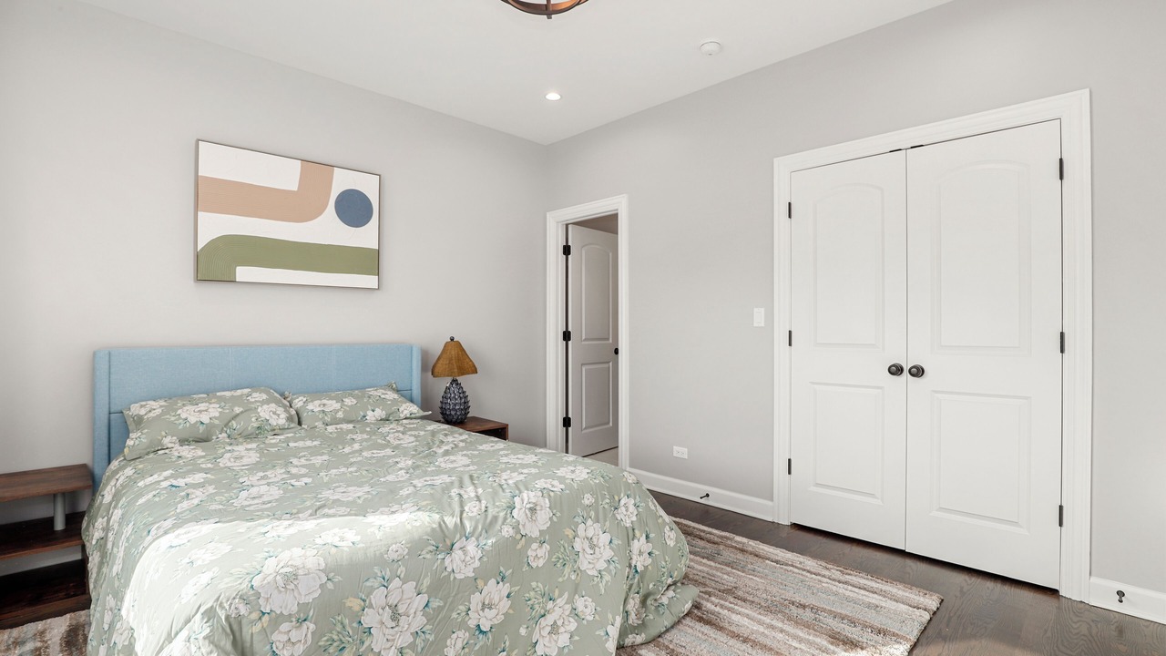 Photo of Bedroom in Grand Boulevard