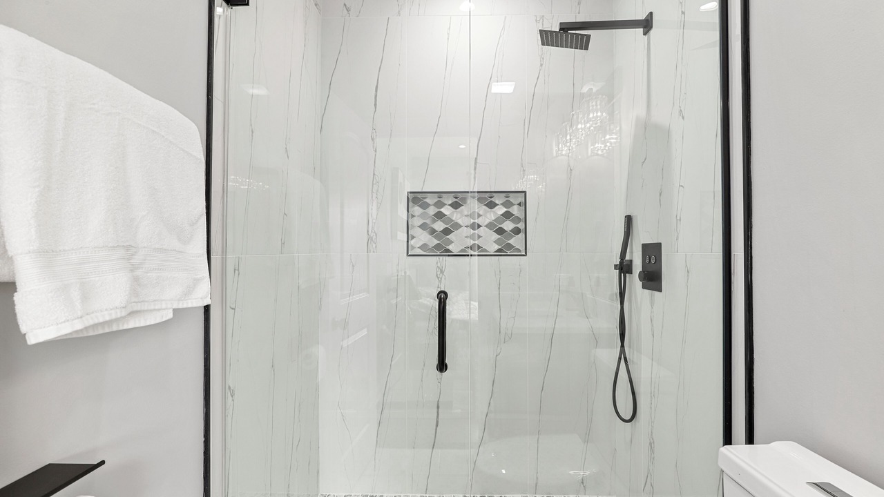 Photo of Bathroom in Grand Boulevard