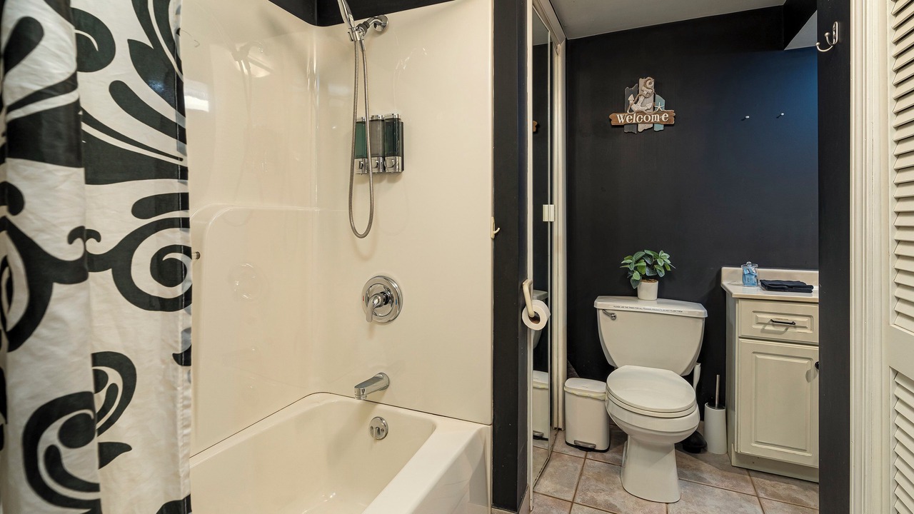 Photo of Bathroom in Marion