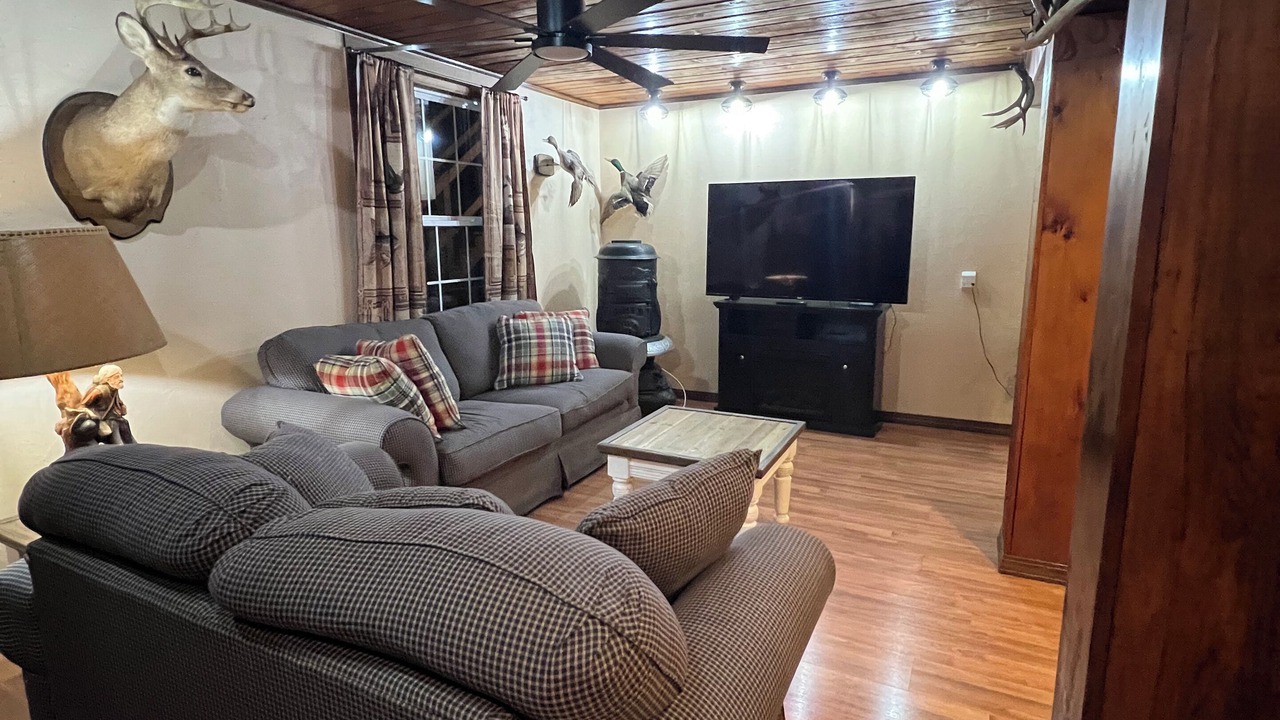 Photo of Livingroom in Christopher
