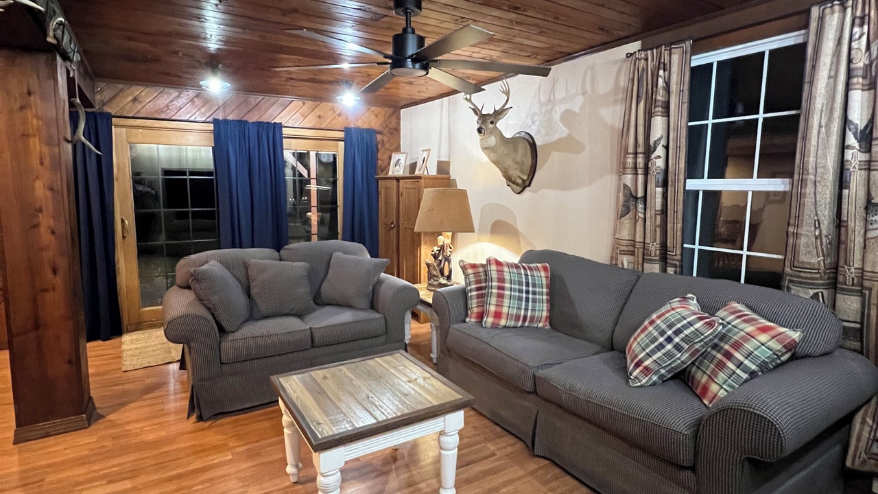 Photo of Livingroom in Christopher