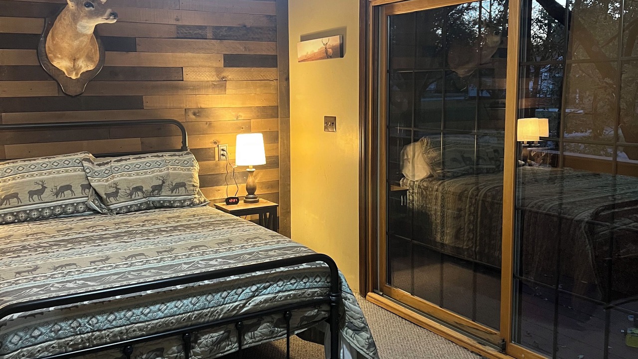 Photo of Bedroom in Christopher